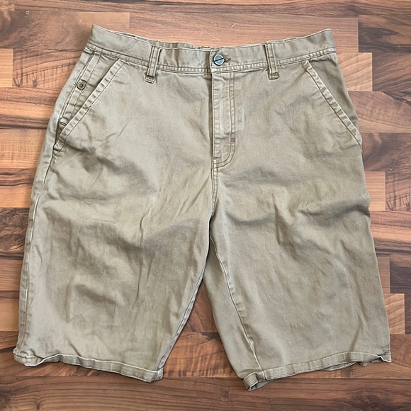 Empire Flat front shorts - Picture 1 of 3